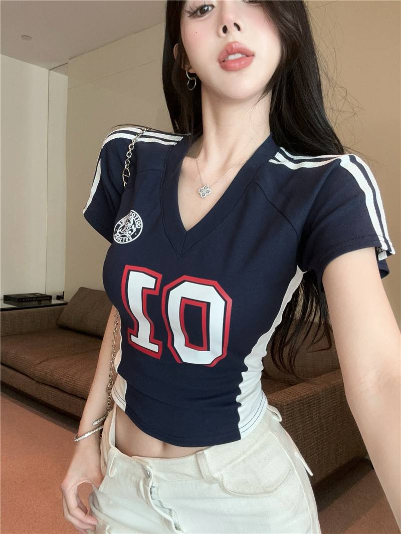 American Retro Print Two-Tone Sports Jersey Slim Cropped T-Shirt for Women - Image 2