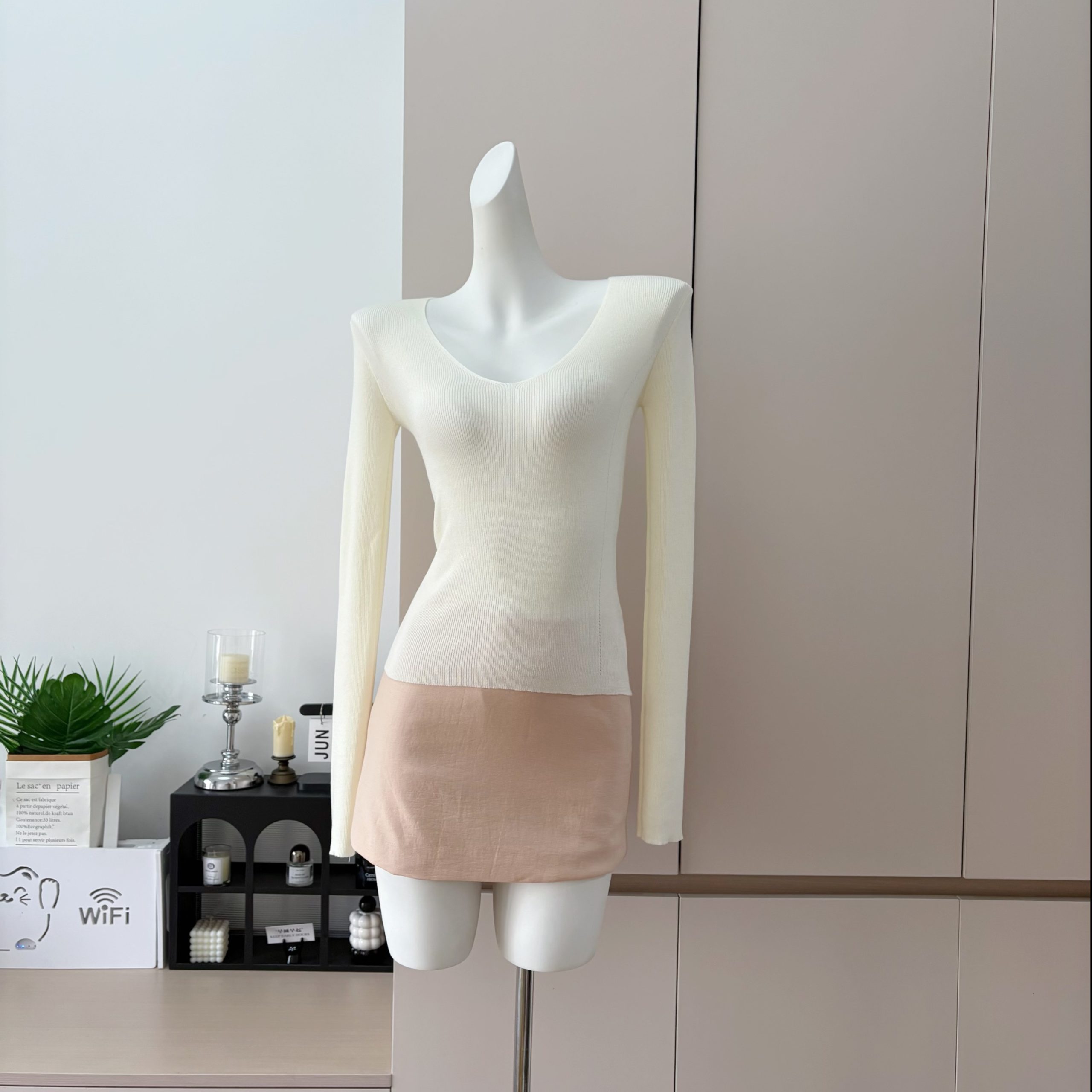 JMSHOP V-Neck Slim Fit Knit Top Women Fall Winter Solid Long Sleeve Base Layer - Image 2