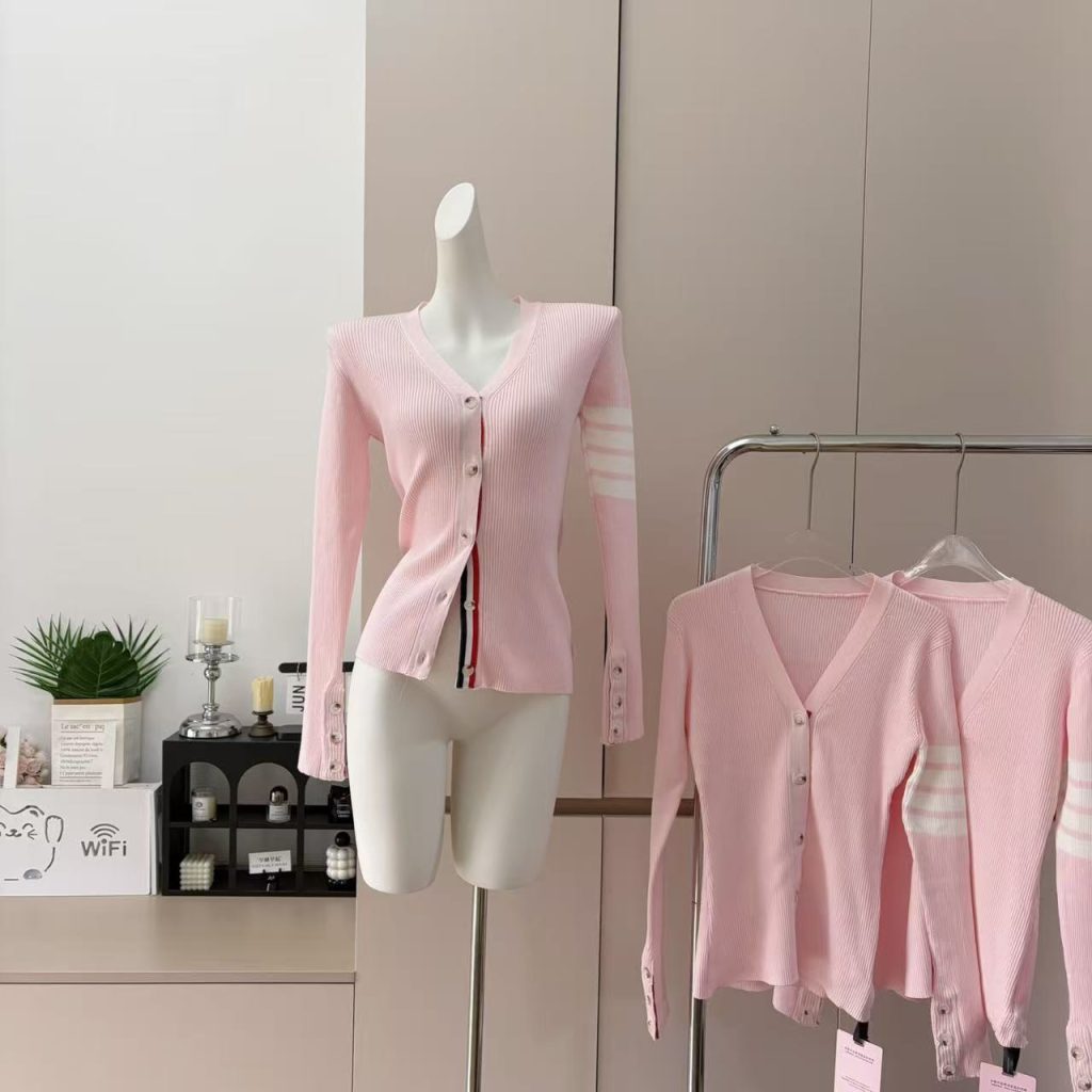 Women's Slim Fit Knit Cardigan Jacket in Pink - British Preppy Style
