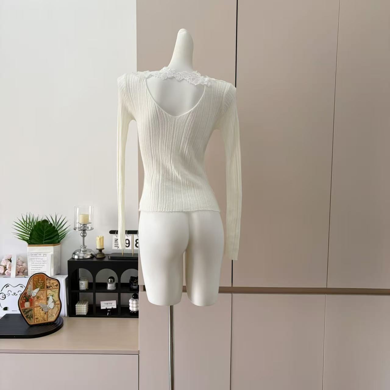JAYKY YANG Mohair Lace V-Neck Knit Sweater for Women with Ribbed Waist - Image 4