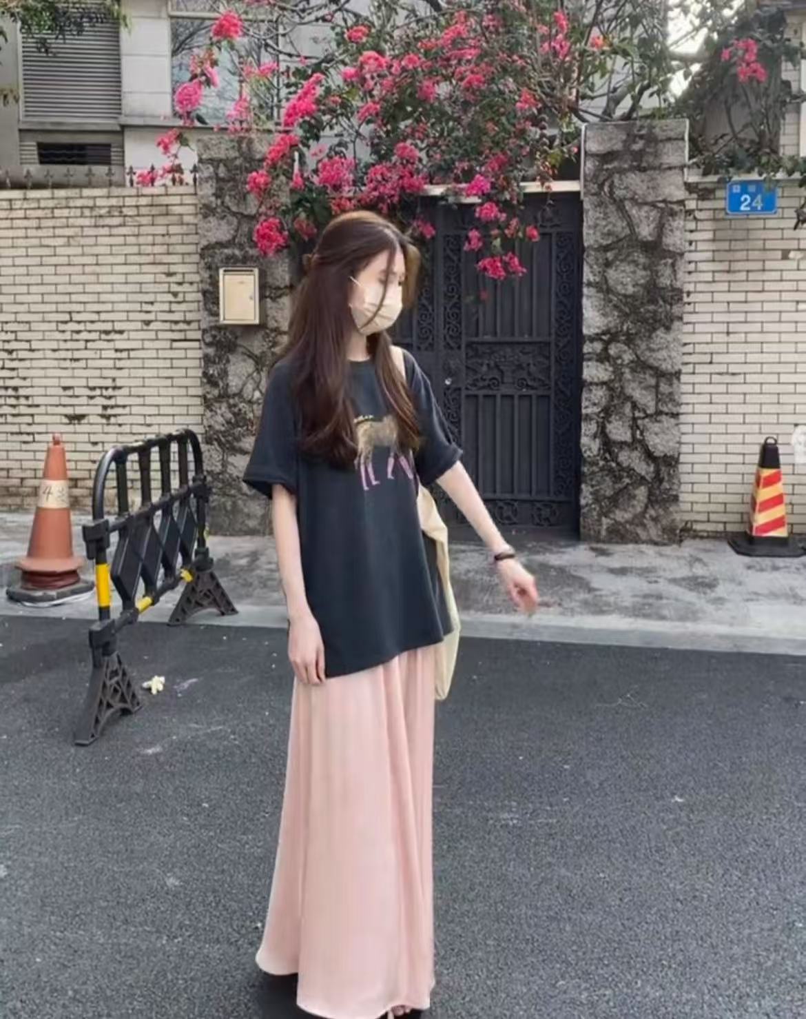 Korean Style Casual Printed T-Shirt and Skirt Two-Piece Set - Image 4