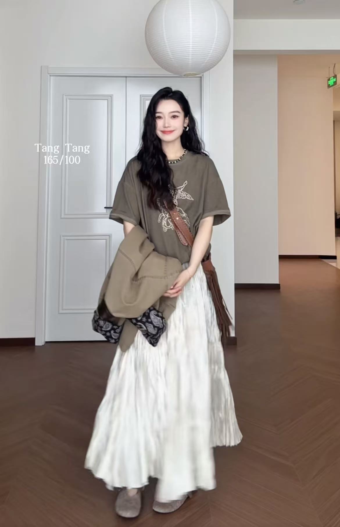 Spring New Korean Style Casual Versatile T-Shirt and Skirt Set - Image 2