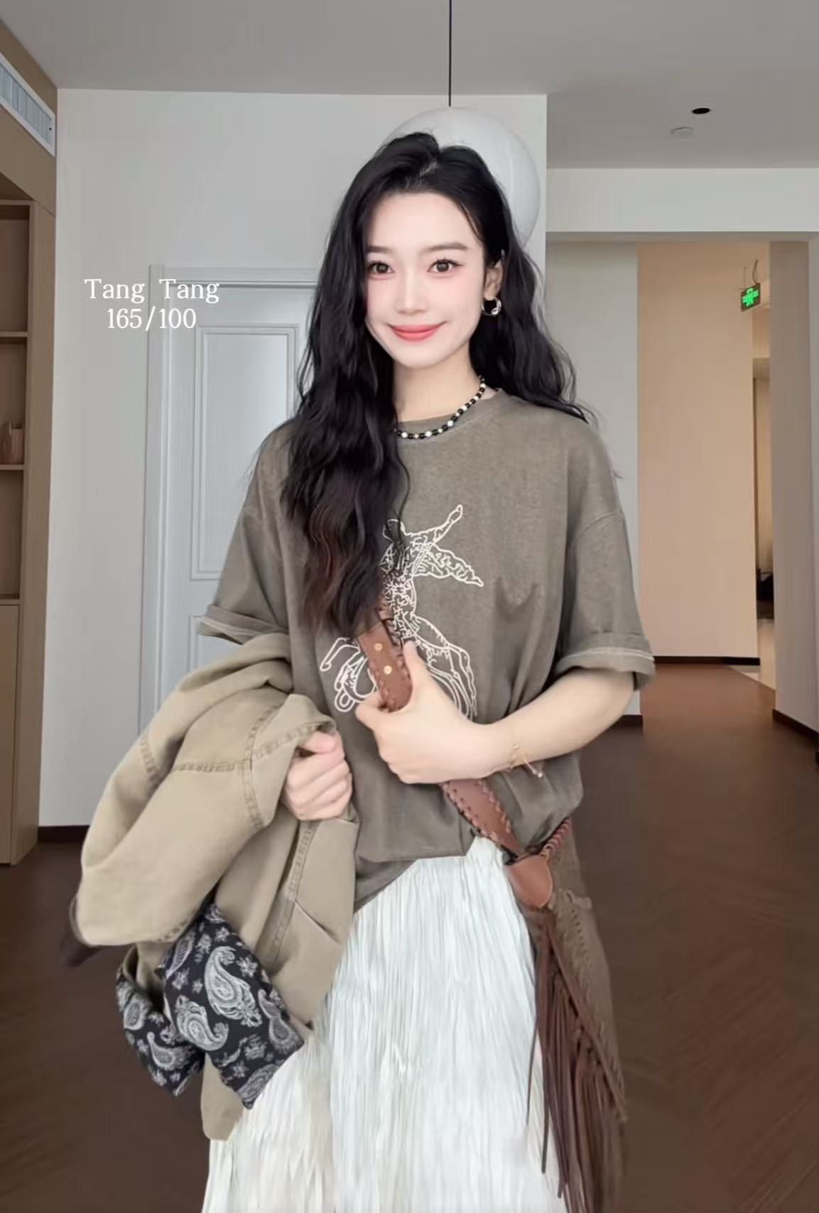 Spring New Korean Style Casual Versatile T-Shirt and Skirt Set - Image 4