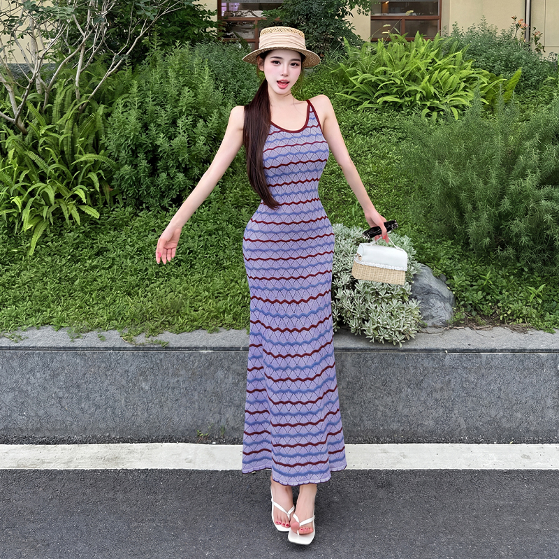 Elegant Color Block Striped Knit Cami Dress - Image 2