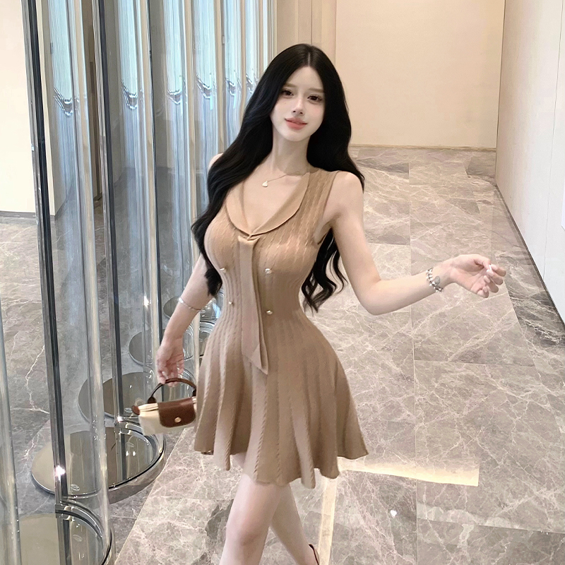 Sleeveless V-Neck Knit Dress for Women A-Line Pleated Short Dress